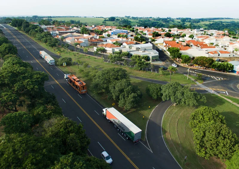 O que é averbação de carga e qual sua importância?